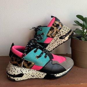 Steve Madden sneakers